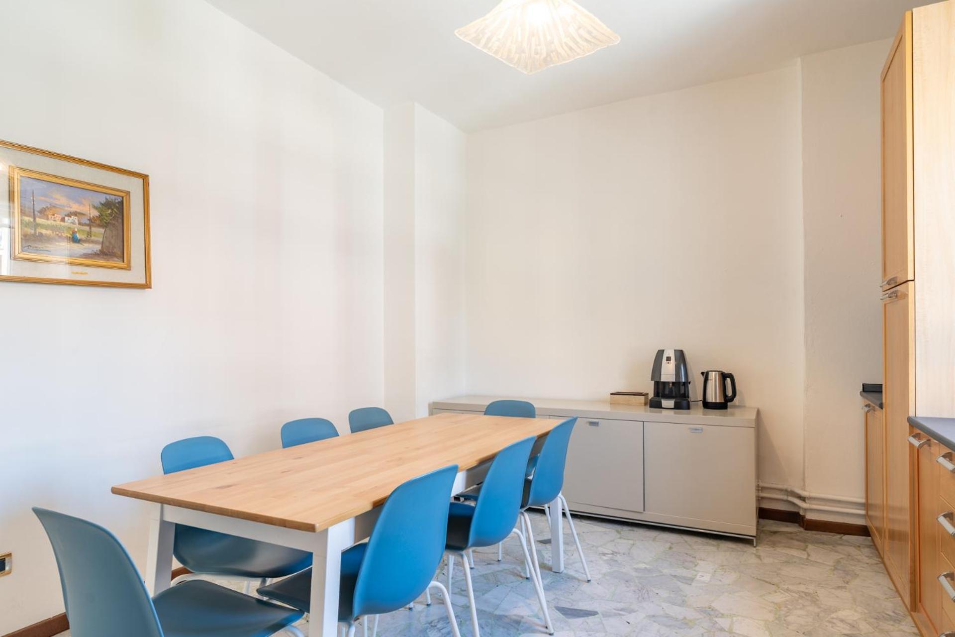 Spacious Apartment With Panoramic Views In Lecco Eksteriør billede